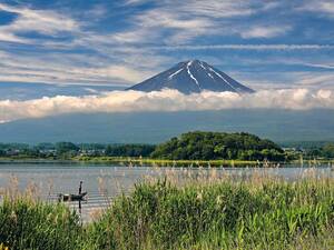 Der bei Japanern heilige Fuji-san ist der wohl bekannteste Vulkan in Japan.