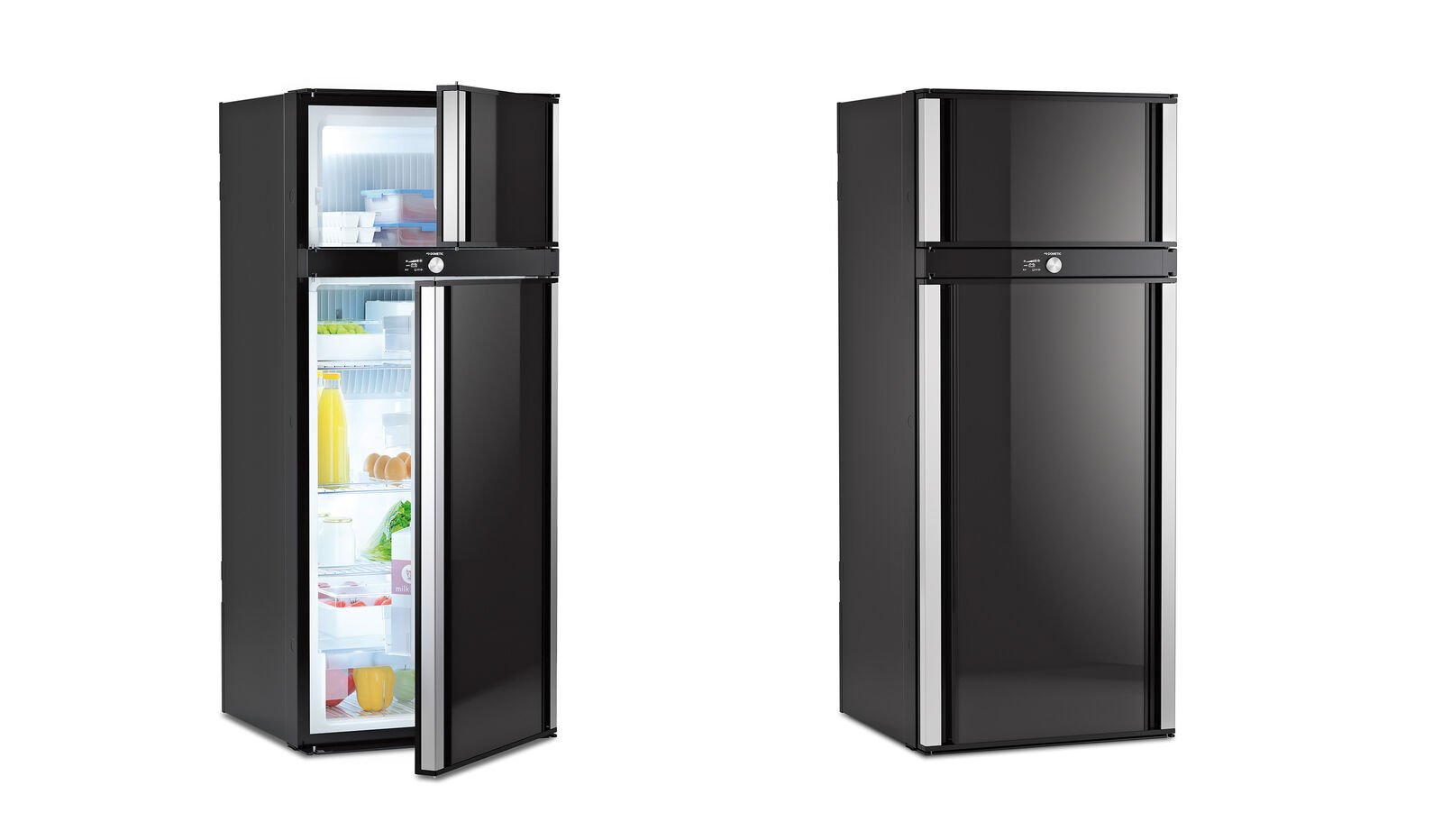 Le nouveau réfrigérateur Dometic RMD 10 : Ses portes s’ouvrent des deux côtés pour un niveau de confort et de flexibilité optimal. 