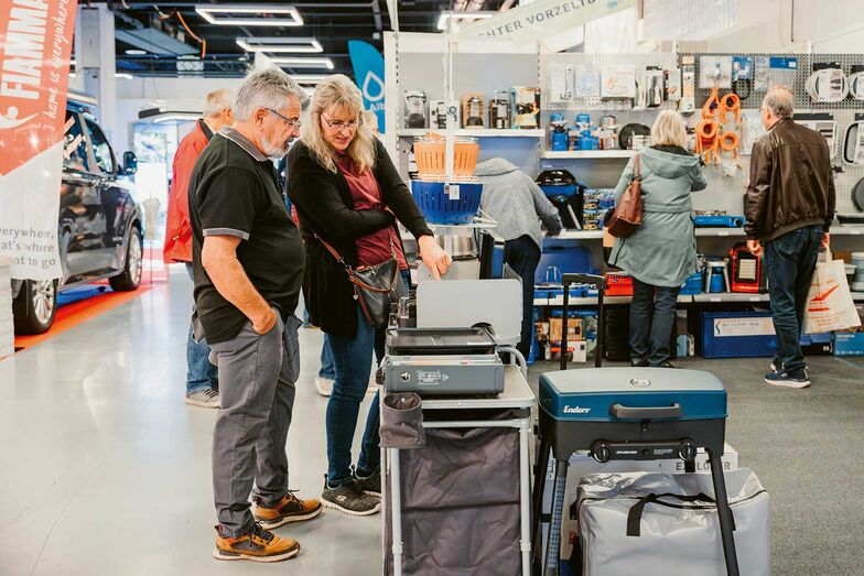 Grâce au transfert du secteur touristique vers le nouveau hall Cube, le hall 1.2 est désormais exclusivement dédié aux accessoires.