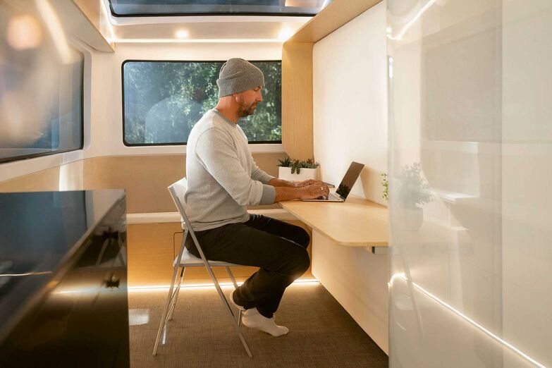Der Pebble Flow ist ein elektrischer Caravan, der von einem Start-up in den USA entworfen wurde.