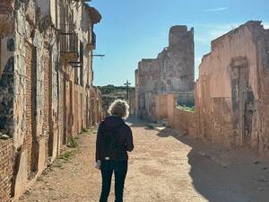 Mahnmal aus der Zeit Francos: Die Stadt Belchite wurde in der Schlacht von Belchite während des Spanischen Bürgerkrieges 1937 vollkommen zerstört.