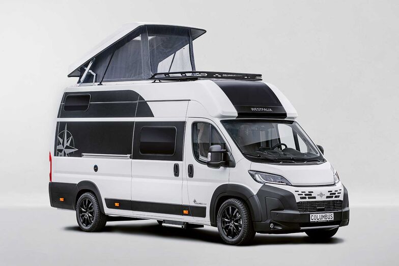 Der Westfalia Columbus Liner auf Basis des 6,36 Meter langen Fiat Ducato mit Superhochdach.