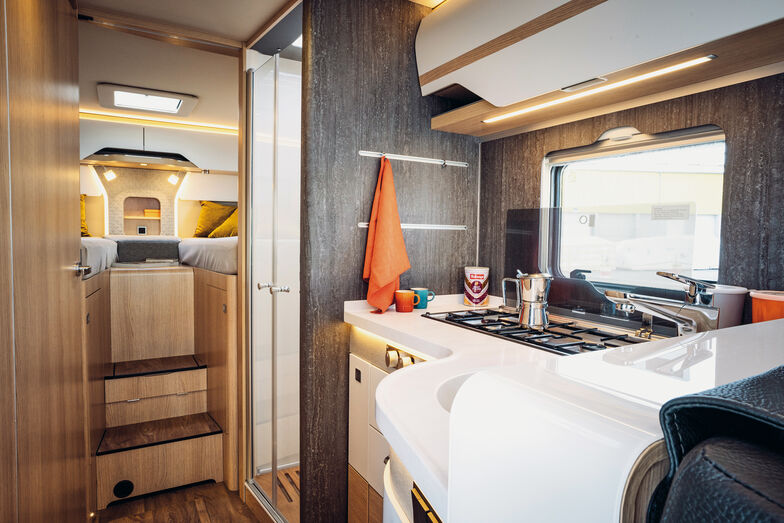 Funktionale und geräumige Küche.