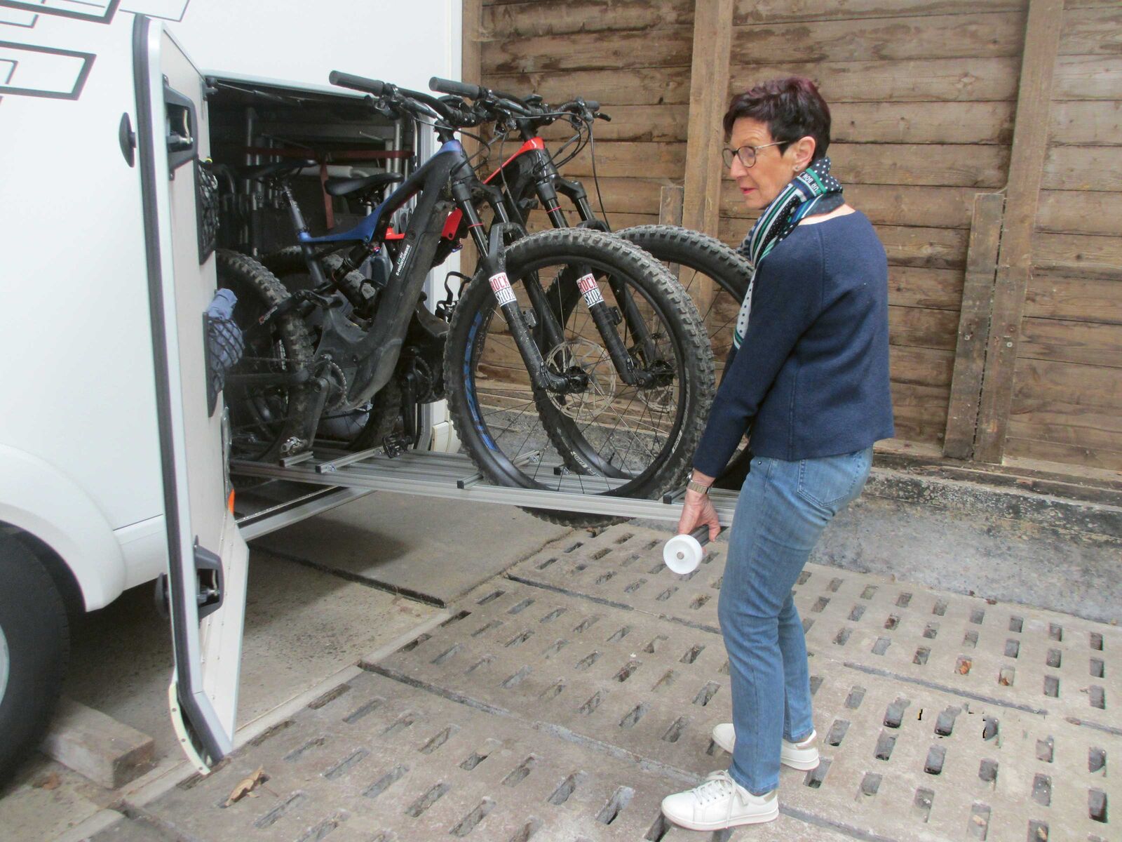 Un porte-vélo pour la soute – Autocaravane